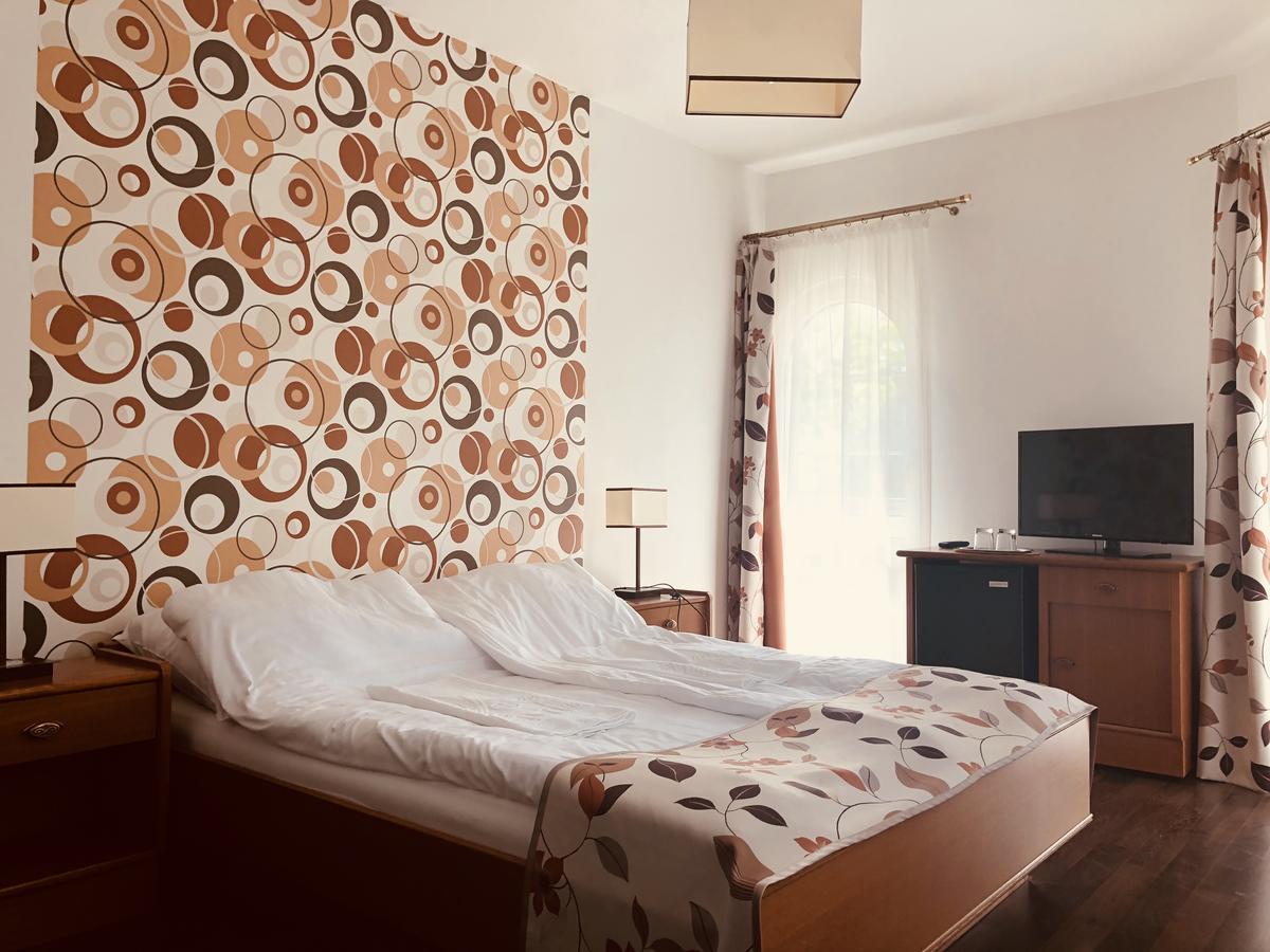 Zoeldteto Panzio Bed & Breakfast Balatonfüred Eksteriør bilde