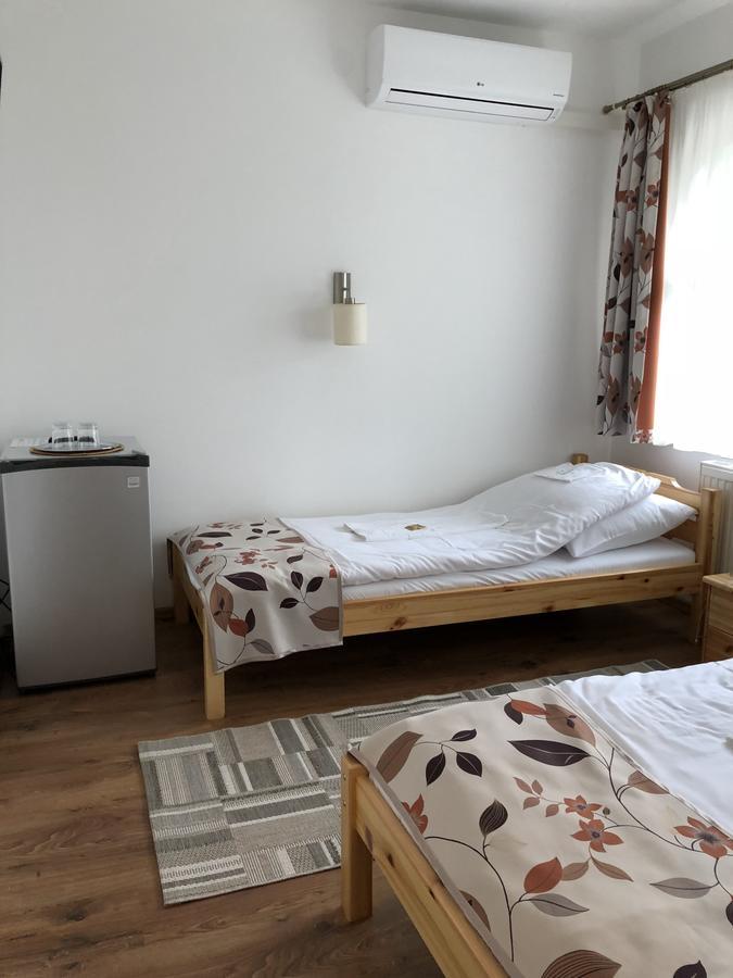 Zoeldteto Panzio Bed & Breakfast Balatonfüred Eksteriør bilde