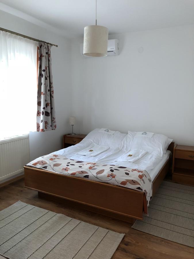 Zoeldteto Panzio Bed & Breakfast Balatonfüred Eksteriør bilde